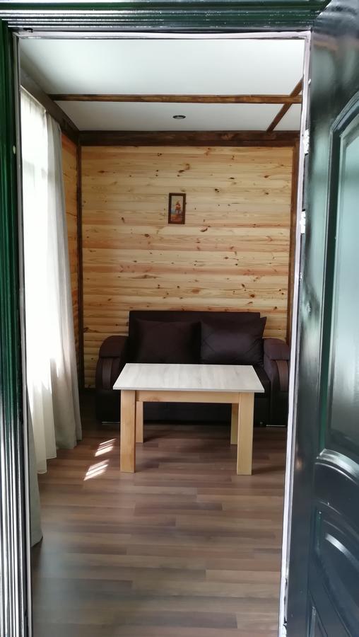 Sister'S Warm Guest House Batumi Exterior foto